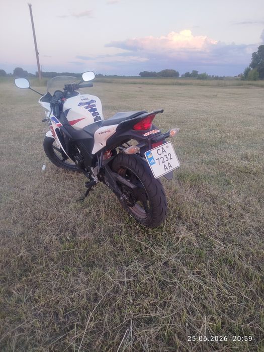 Продам Хонда сбр 125 р