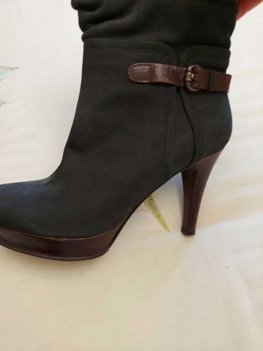 Женские ботильёны,натуральная кожа и наббук. Бутылочного цвета.ИСПАНИЯ