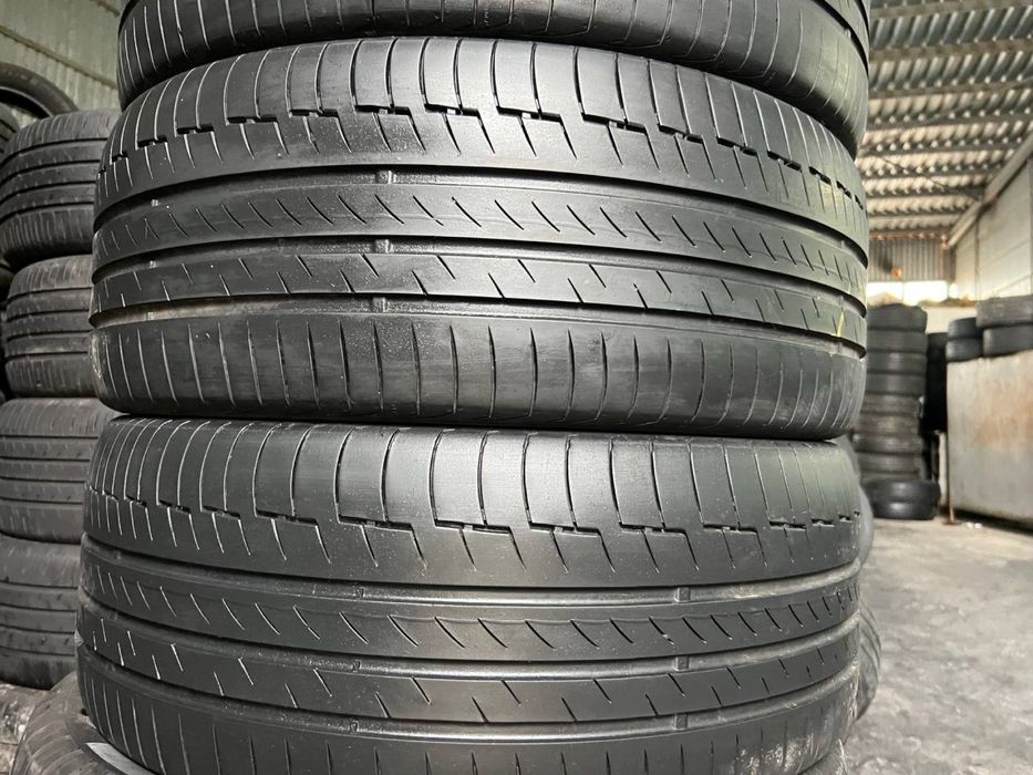 245/45R19 Continental