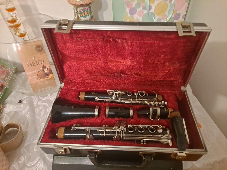 Witam sprzedam klarnet firmy Buffet