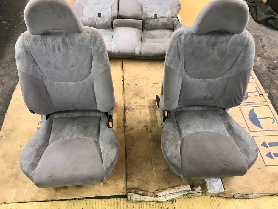 Запчастини салону Комплект накладка Nissan Primera P11 розборка