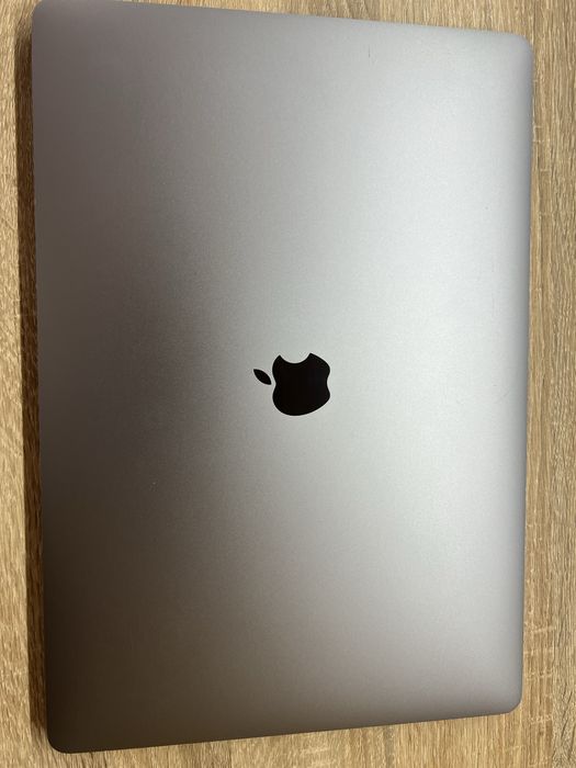 MacBook Pro 16' 2019 A2141 /i9 8-Core/32Gb RAM/512GB SSD/4GB GPU/ MDM - Уцінка