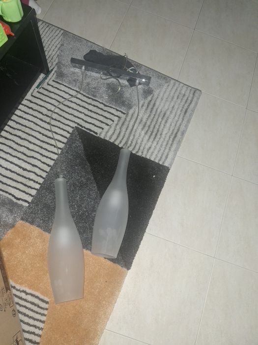 Candeeiro sala tem uma partida