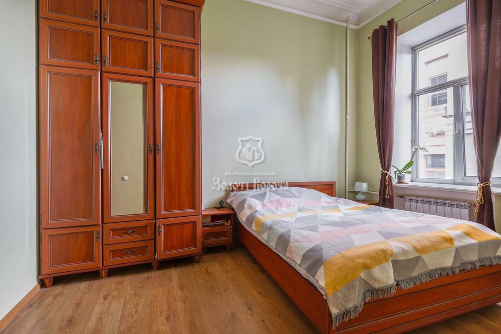 Квартира, 3к. Євроремонт. Набережно-Хрещатицька, 7, Поділ