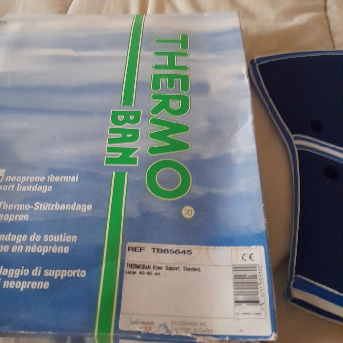 Joelheira elástica trérmica Nova