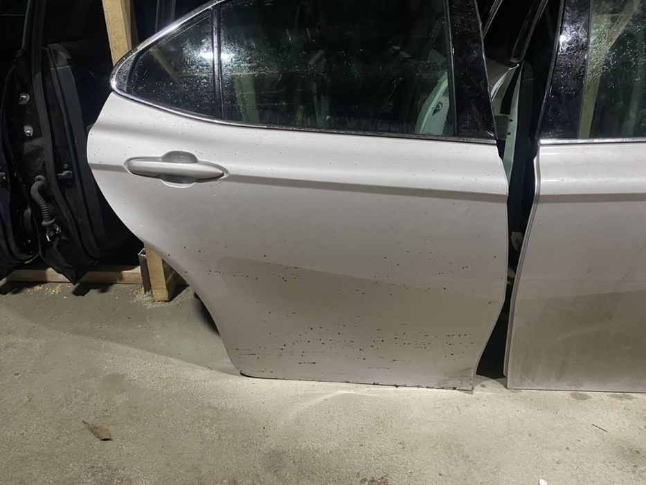 Toyota Camry 70 75 80 Дверка Двері Двери Дверь передня ліва передня права задня ліва задня права, різні кольори в наявності РОЗБОРКА ЗАПЧАСТИНИ