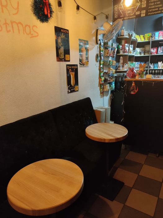 Бізнес, кав'ярня на Дзержинці