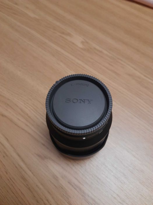 Обєктив SONY FE 28-70 3.5-5.6