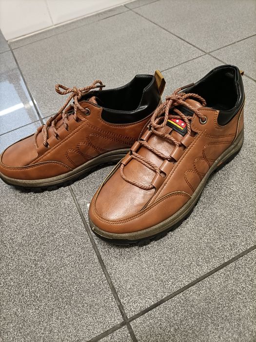 Sapatos ergonómicos
