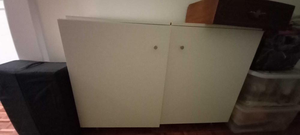 Armário branco ikea