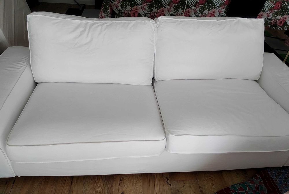 Sofá IKEA branco pérola capas amovíveis laváveis tecido resistente