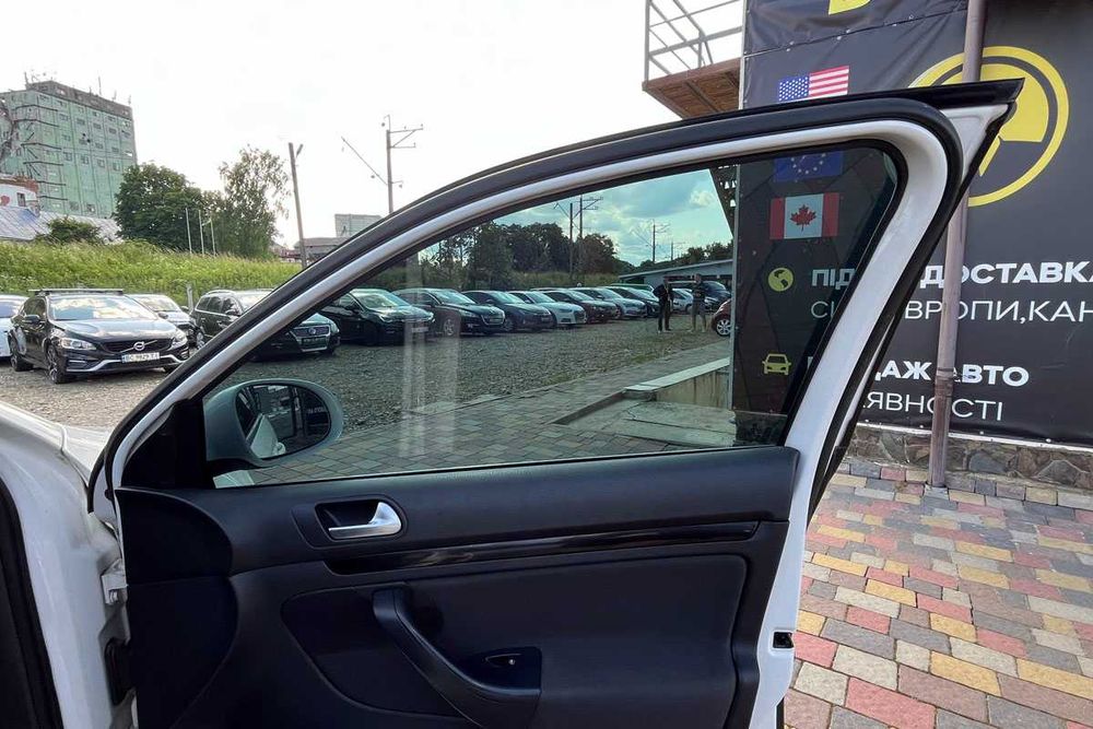 Volkswagen Golf 2011