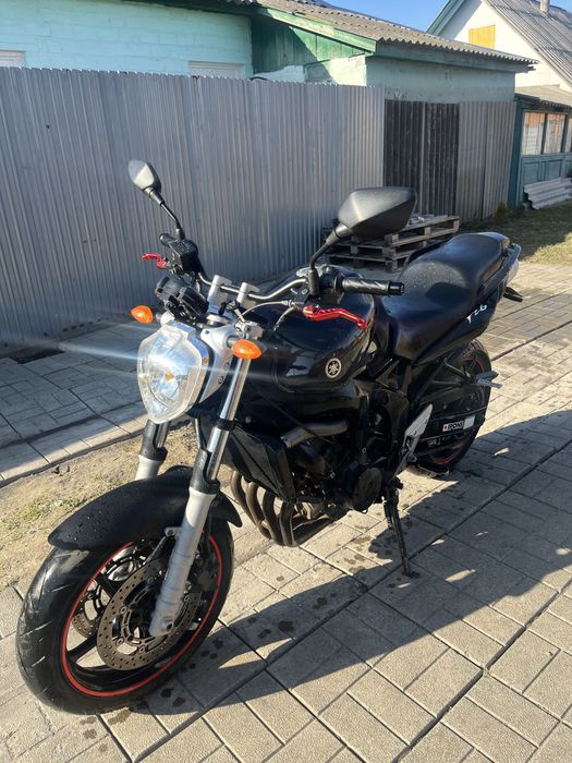 Мотоцикл Yamaha Fz6n 2005 року