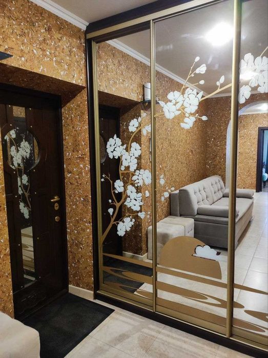 БЕЗ КОМІСІЇ! Продаж 3-к квартири 105,1м² від ВЛАСНИКА біля метро Харківська (вул. Братства Тарасівців, 12/37)