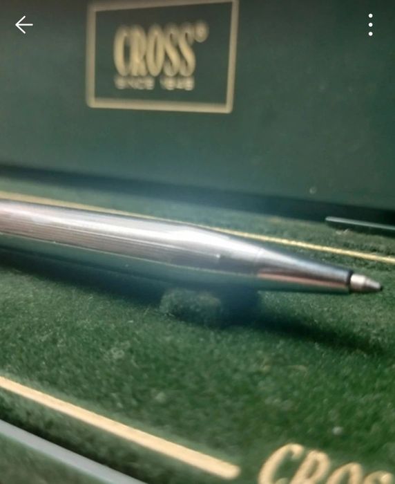 Esferográfica Cross 3502 Chrome Ballpoint
Com logótipo.
Magnifica esc