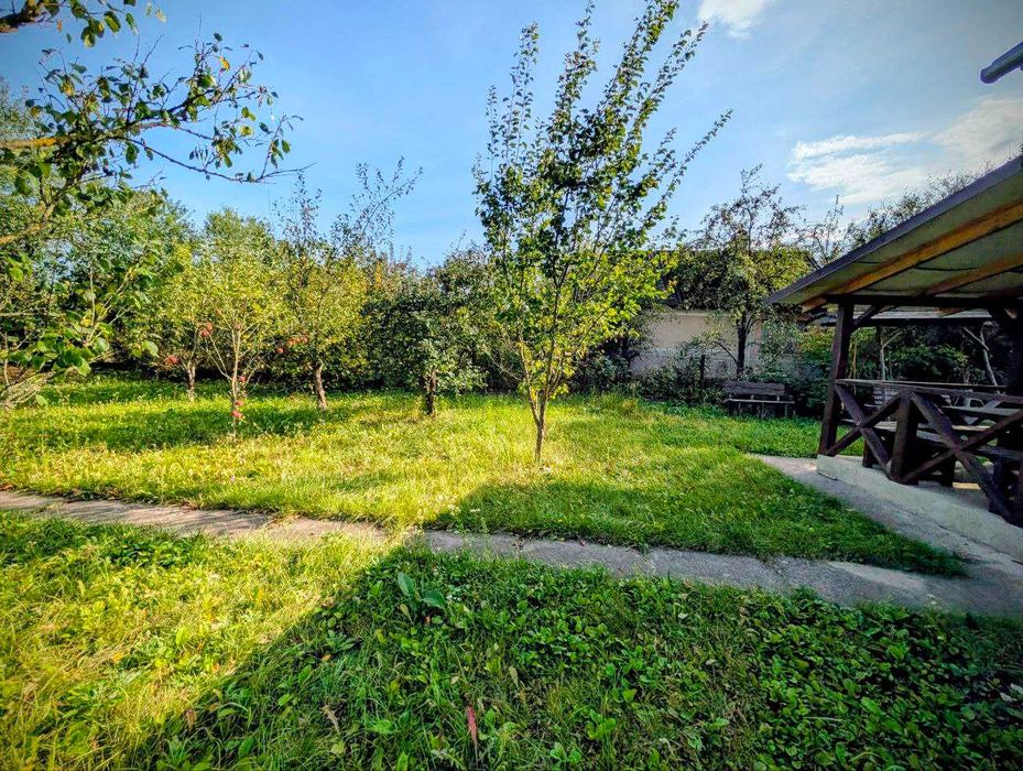 продаж садового будинку з великою ділянкою 5хв до ІФ