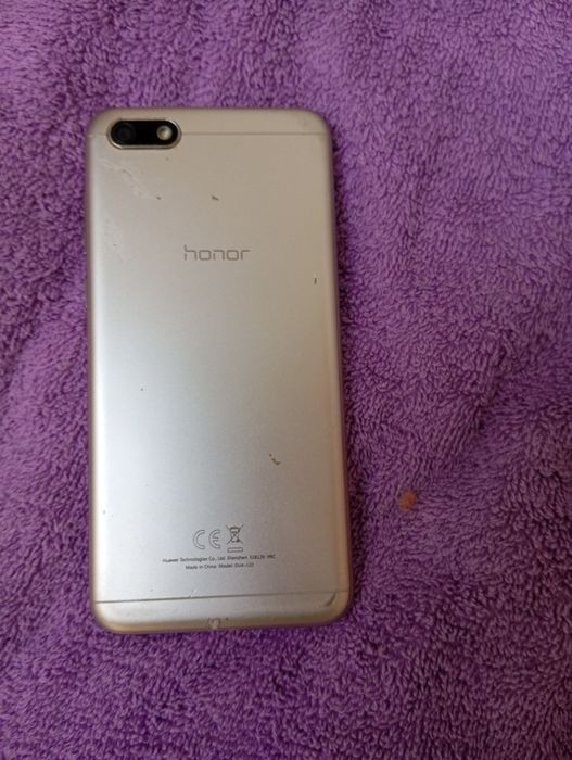 Телефон на запчастини