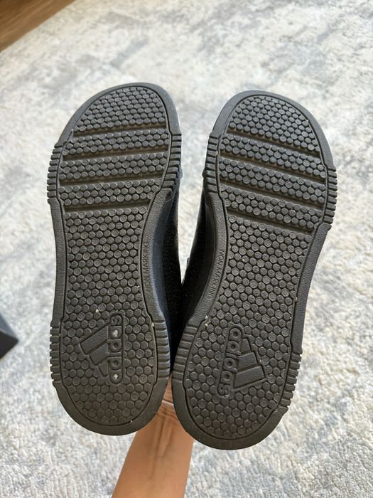 Кросівки Adidas TENSAUR SPORT оригінал, 24см, ідеальні