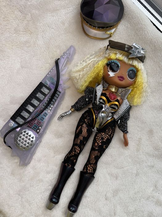 Лялька lol surprise omg remix rock fame queen