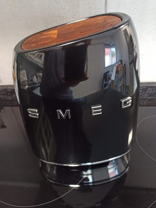 Suporte facas SMEG Bege / preto NOVO