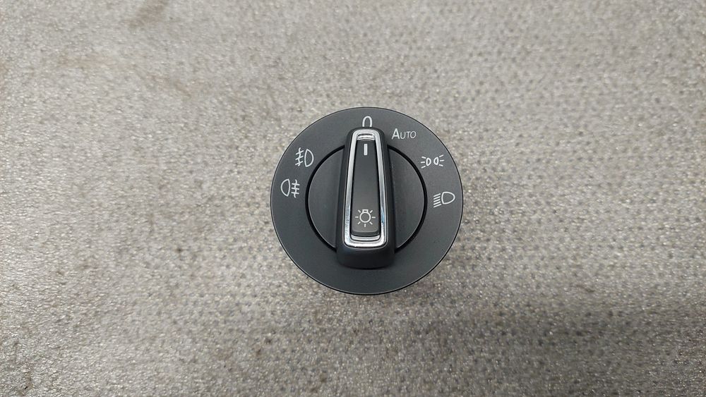 Manípulo de luzes SEAT Leon (5F1)