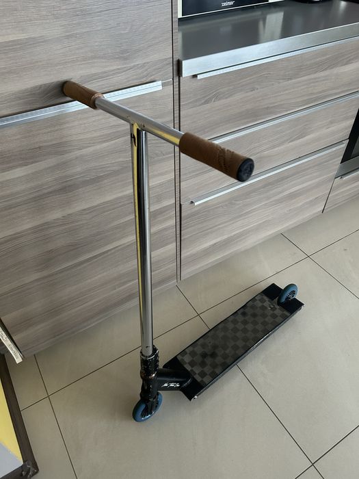 Hulajnoga wyczynowa street