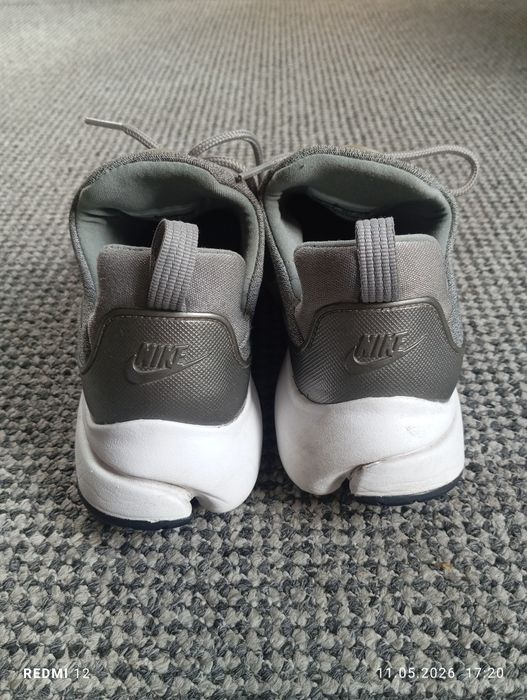 Buty damskie sportowe szare sneakersy Nike Presto Fly r. 38,5