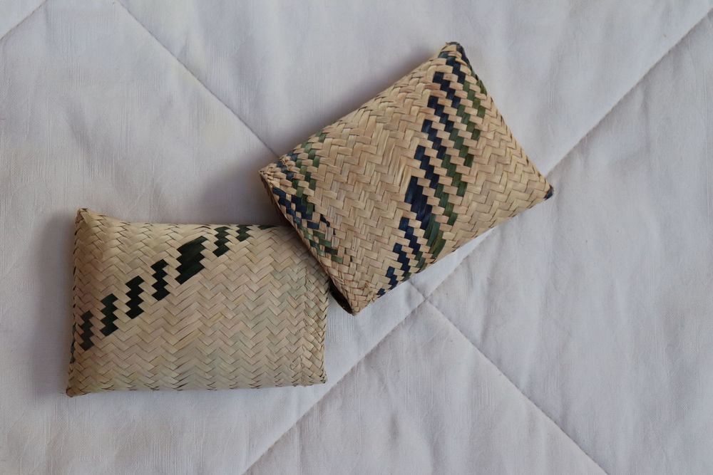 Bolsinha De Palha