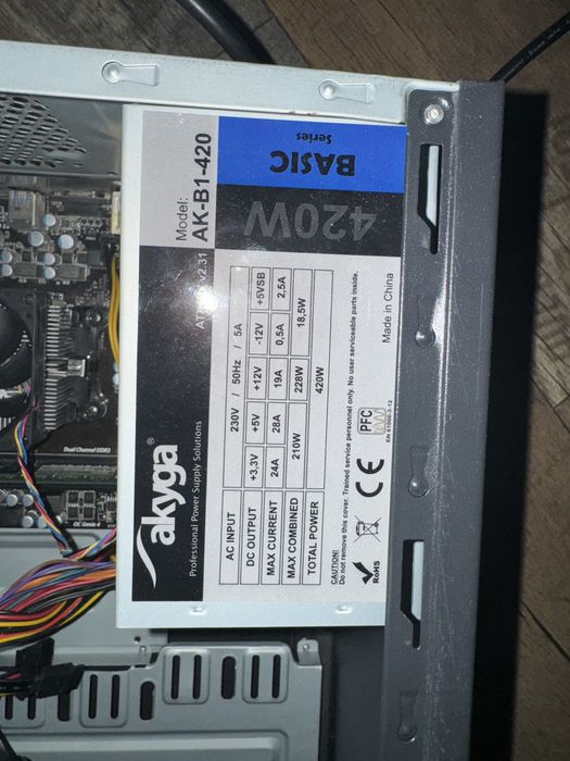 **DO NEGOCJACJI** Sprzedam komputer stacjonarny pod baze czy testy