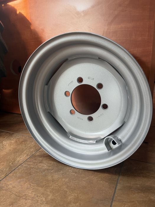 Felga przód 9.00x15,3 szeroka Ursus C330 C360 C380 MF Ostrówek