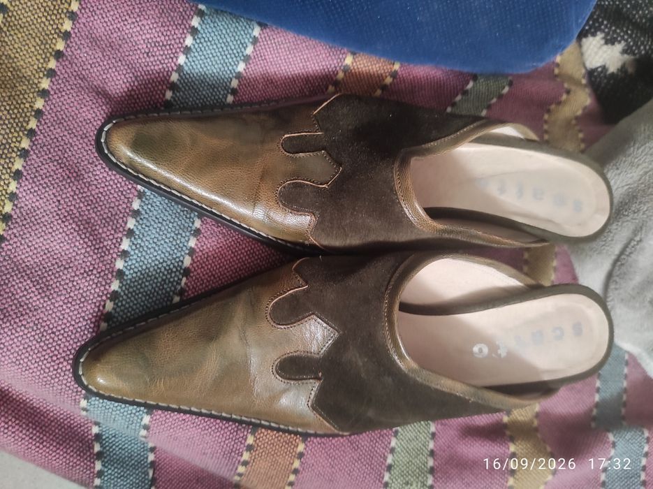 Sapatos tipo socas