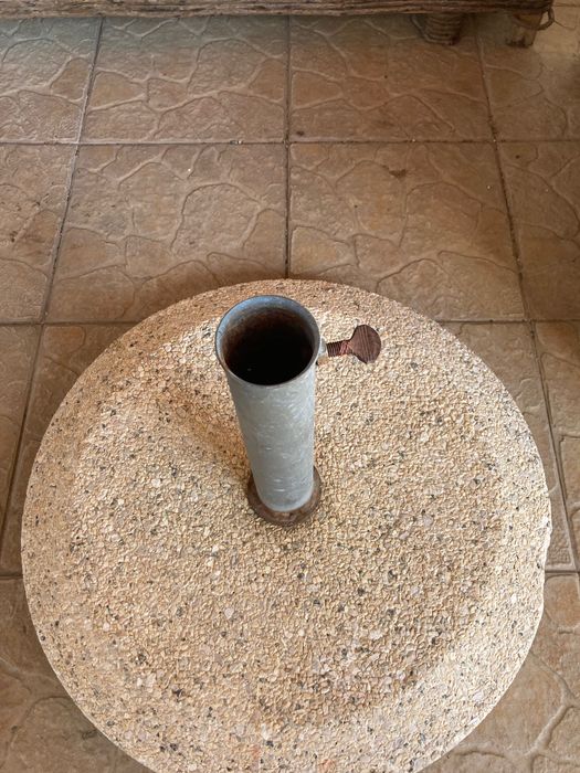 Base pedra guarda sol