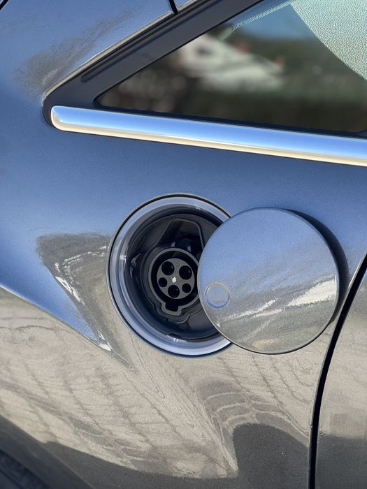 Ford C-max  hybrid sel