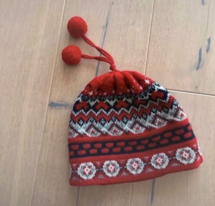 Czapka zimowa czerwona