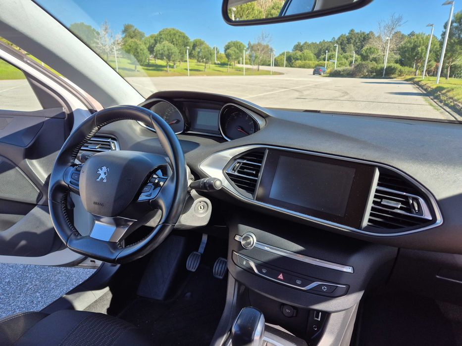 Peugeot 308 2016 110cv versão Style