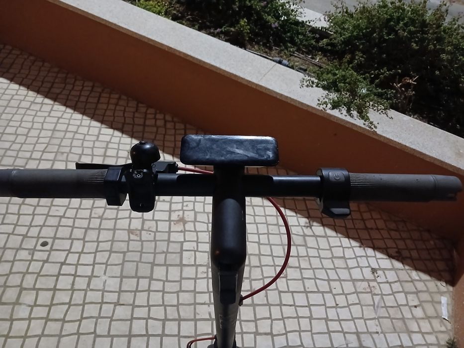 Trotinete eletrica Navee V25 IPro