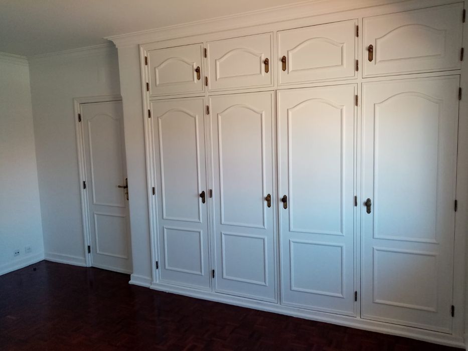 Moradia T-4 Piscina/ Ginásio