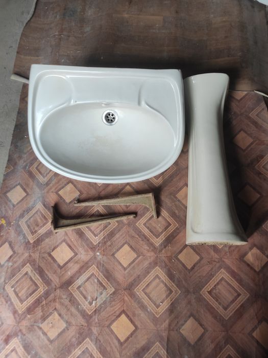 Умивальник з стійкою ціна за все