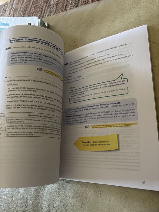Agora 11 - filosofia manual e atividades