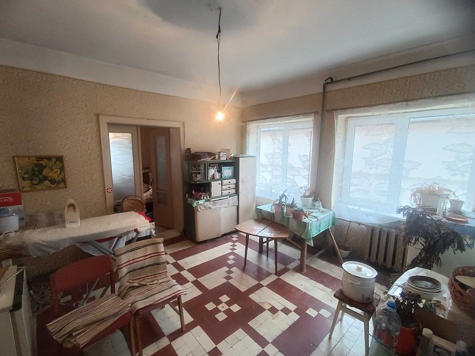 ВЕЛИКИЙ 4-Х кімнатний будинкок 146 кв.м., новий дах, гараж жилий стан