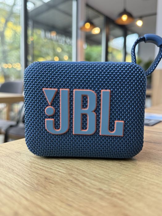 Портативна колонка JBL Go 4 (колір: чорний,фіолетовий, мілітарі,білий)