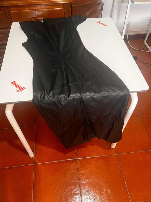 Vestido Midi Preto