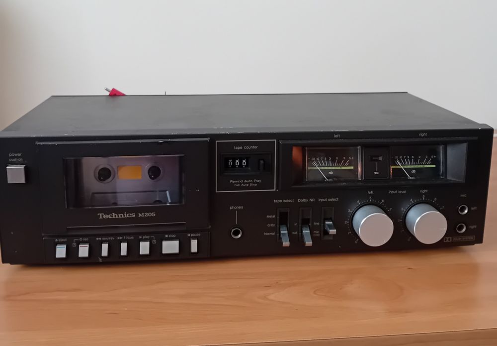 Technics  RS M 205