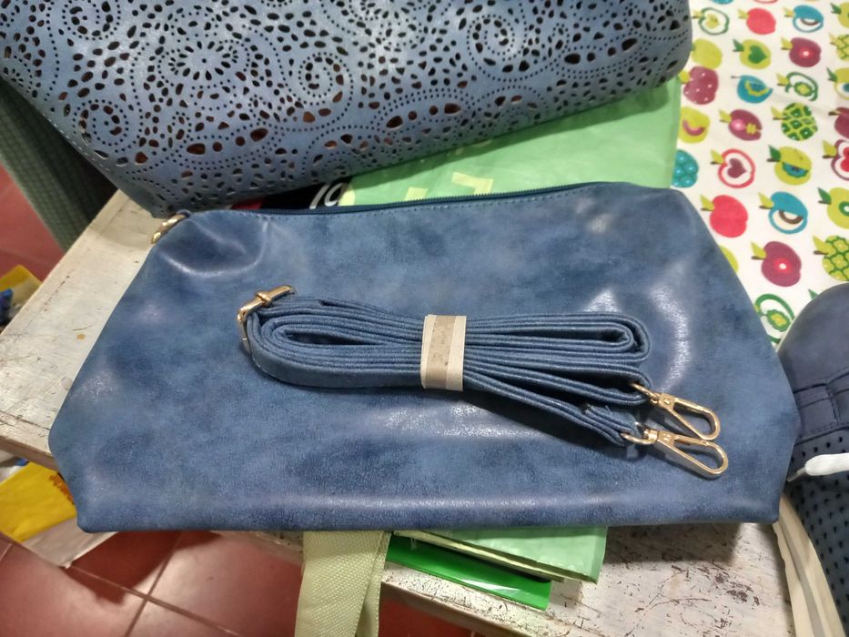 Saco/mala e sapatos tam 36 em azul