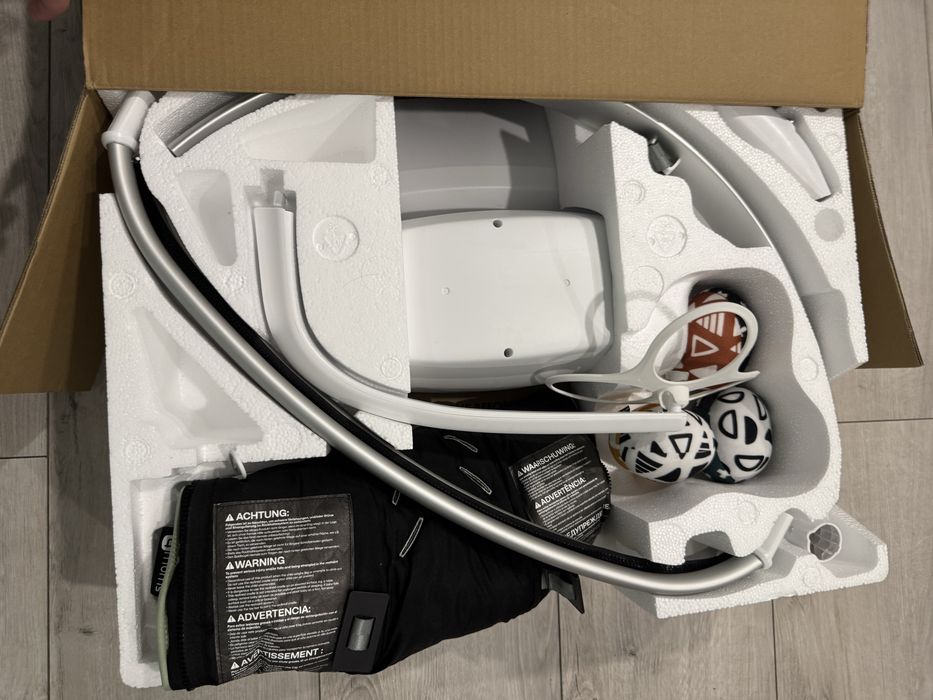 Крісло-гойдалка, заколисуючий центр, 4moms MamaRoo 5.0 Sage classic