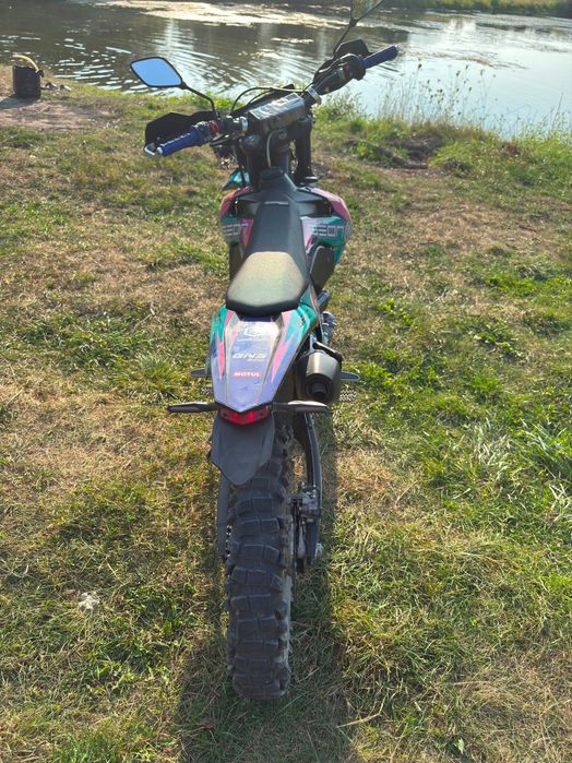 Подам мотоцикл Geon GNS 300
