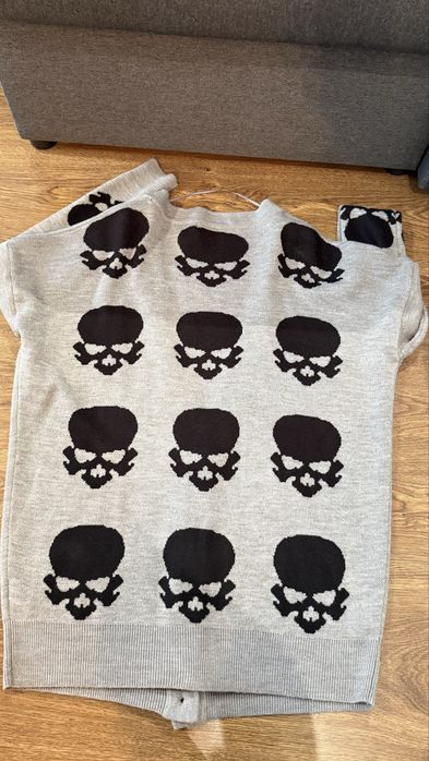 Продам теплу стильну кофту