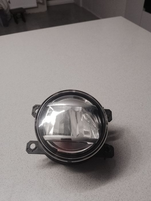 ПТФ ліва з кріпленням LED Subaru" ОРИГІНАЛ"