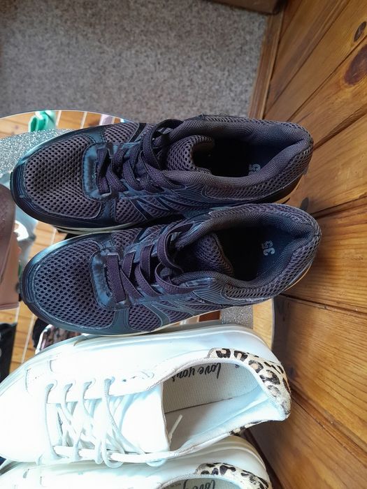 Кеди кросівки шльопанці