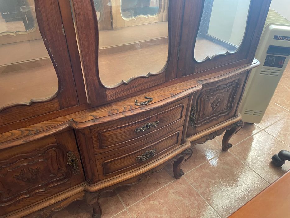 Cristaleira/louceira